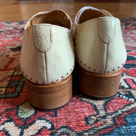 The Office Of Angela Scott white Oxfords sz 37 - Picture 9 of 10